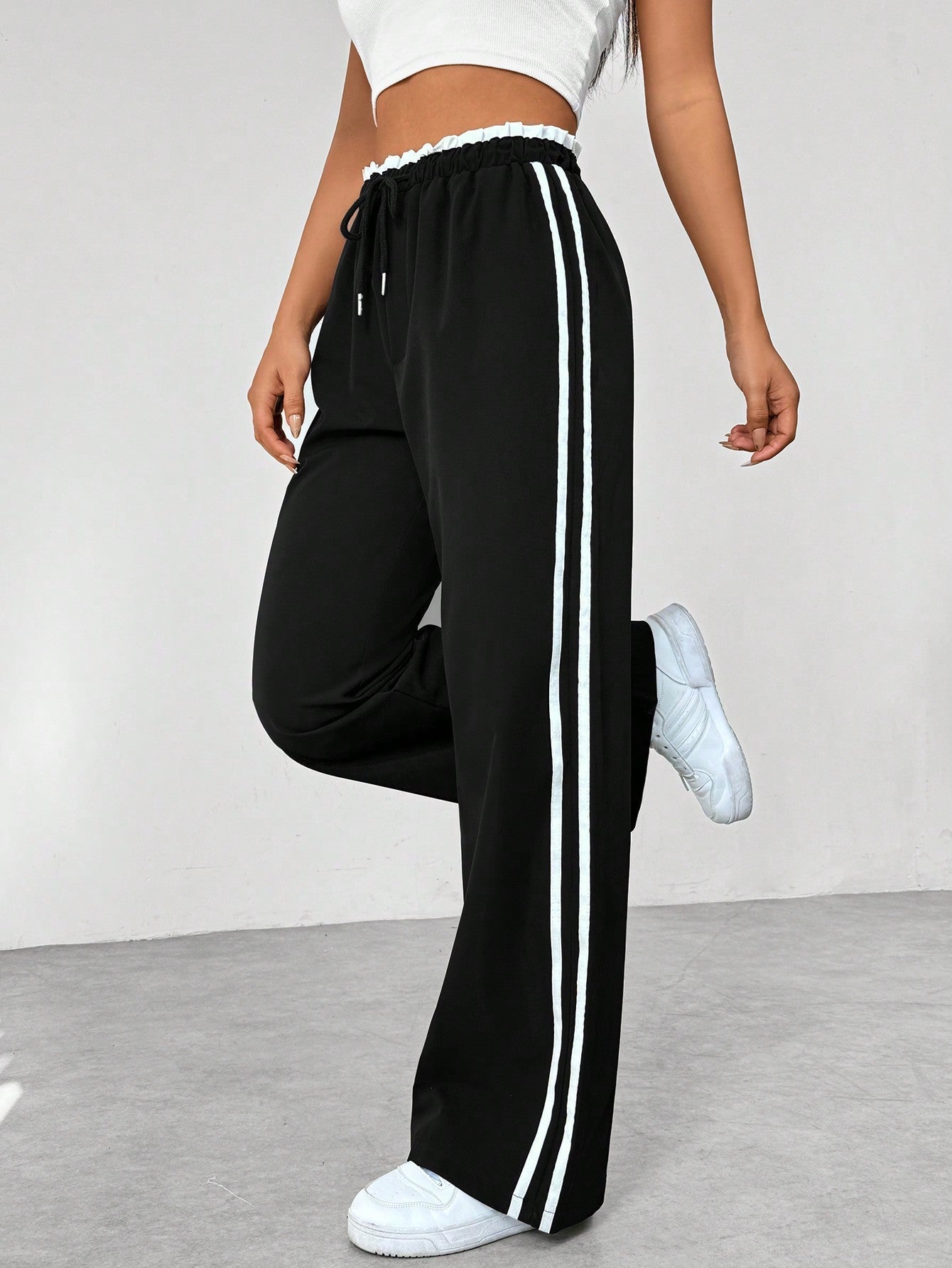 Lina – Weit geschnittene Jogpants Damen