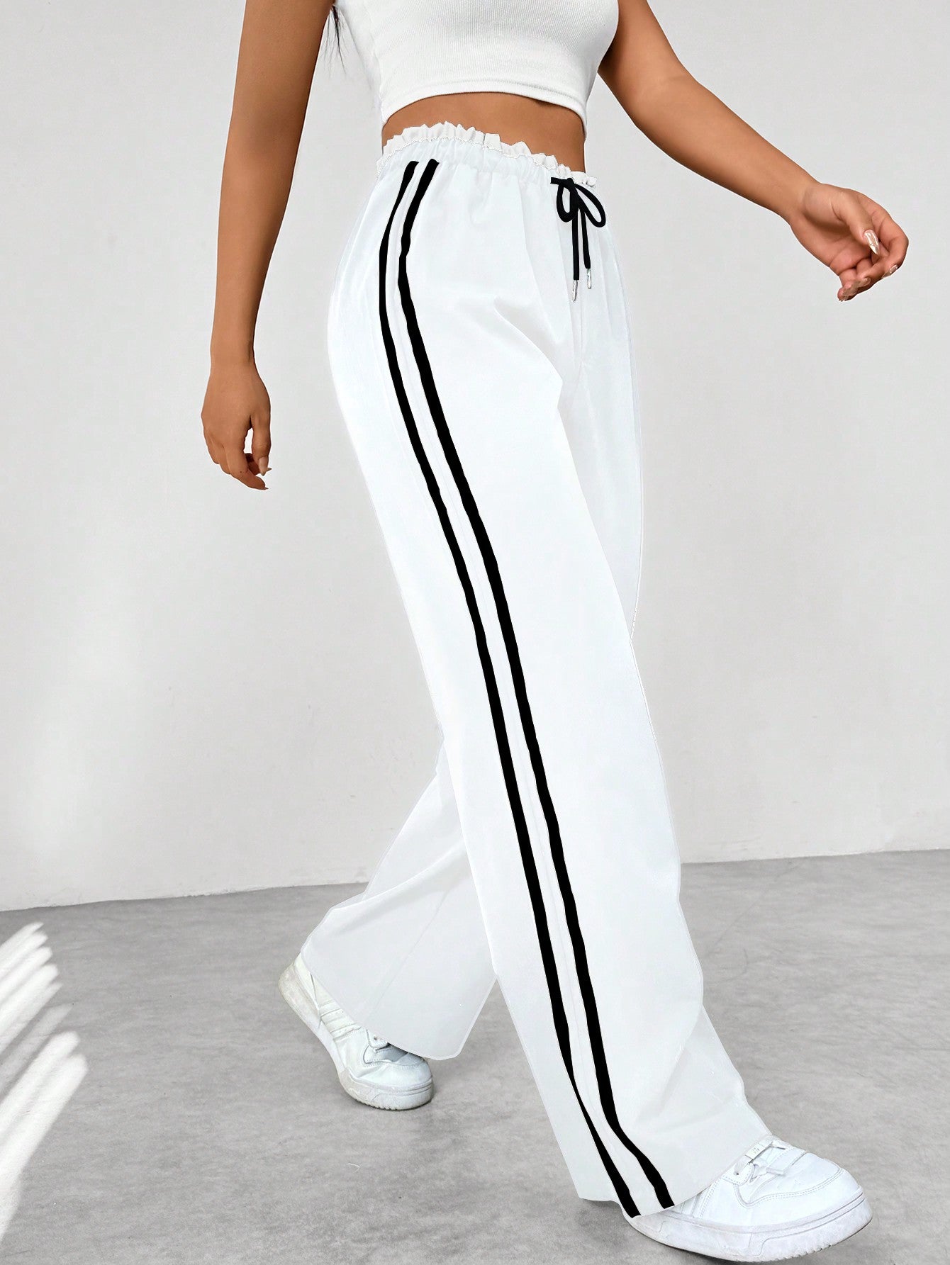 Lina – Weit geschnittene Jogpants Damen