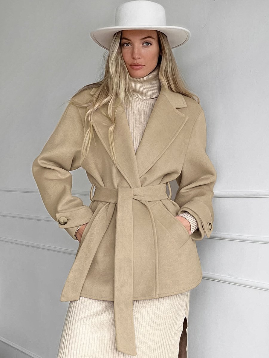 Clara – Damen Wollmantel mit Bindegürtel
