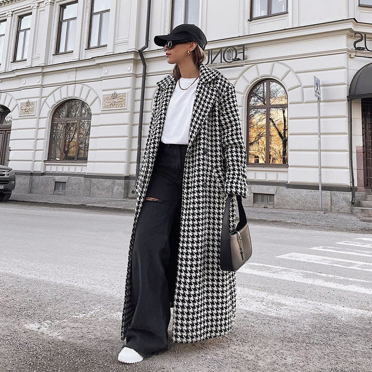 Sofia – Damen Mantel mit Hahnentritt-Muster Oversize