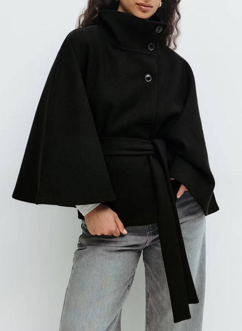 Clara - Cape-Mantel für Damen mit hohem Kragen und Bindegürtel
