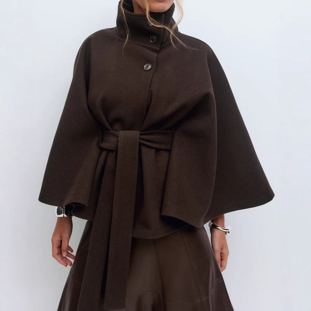 Clara - Cape-Mantel für Damen mit hohem Kragen und Bindegürtel