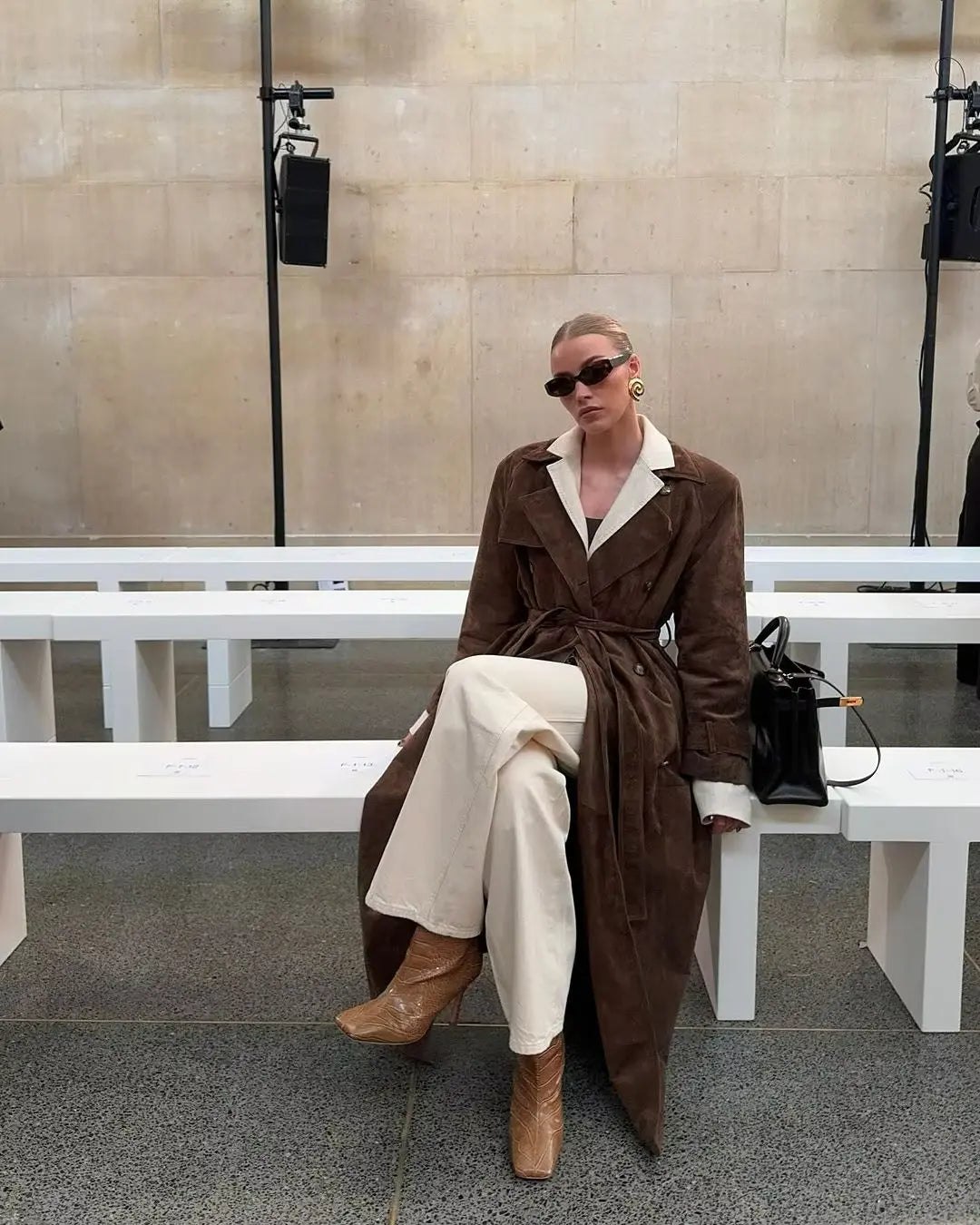 Helena - Damen Trenchcoat lang aus Wildleder