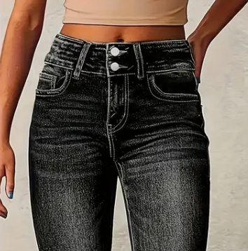 Elena – Damen Schlagjeans mit hoher Taille und Doppelknopf-Design