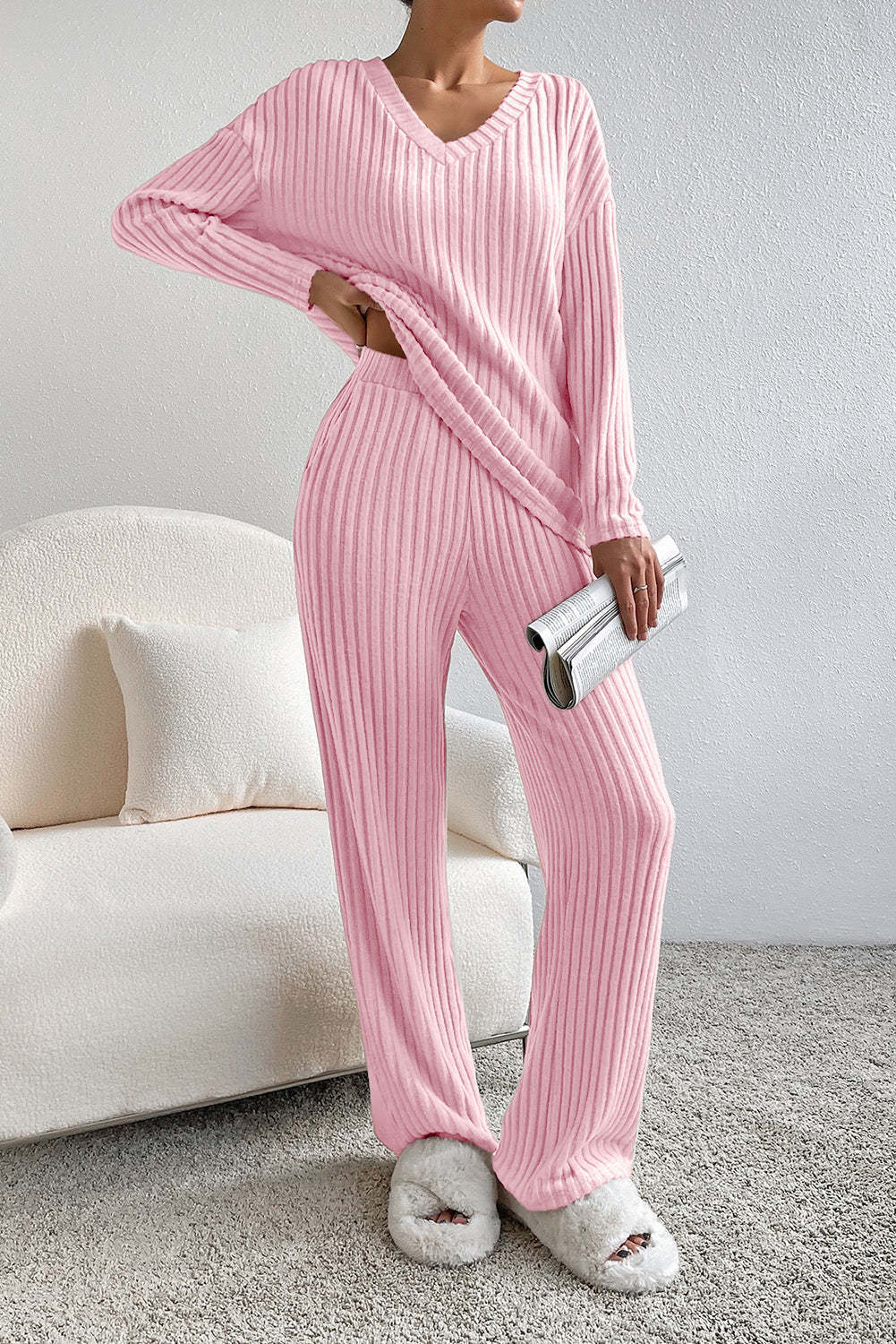 Noelia – Damen Strick-Set mit V-Ausschnitt Pullover und passender Hose