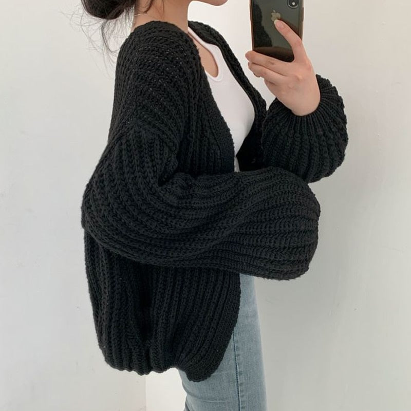 Mila - Damen Strickjacke Oversize mit weitem Schnitt