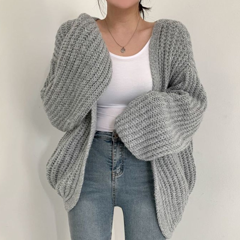 Mila - Damen Strickjacke Oversize mit weitem Schnitt