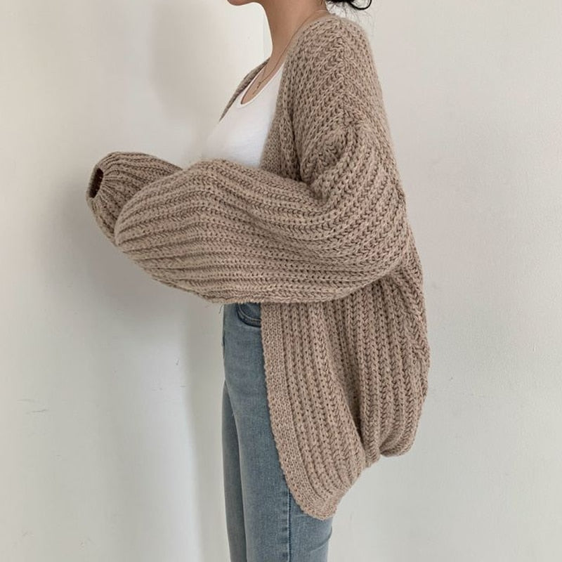 Mila - Damen Strickjacke Oversize mit weitem Schnitt