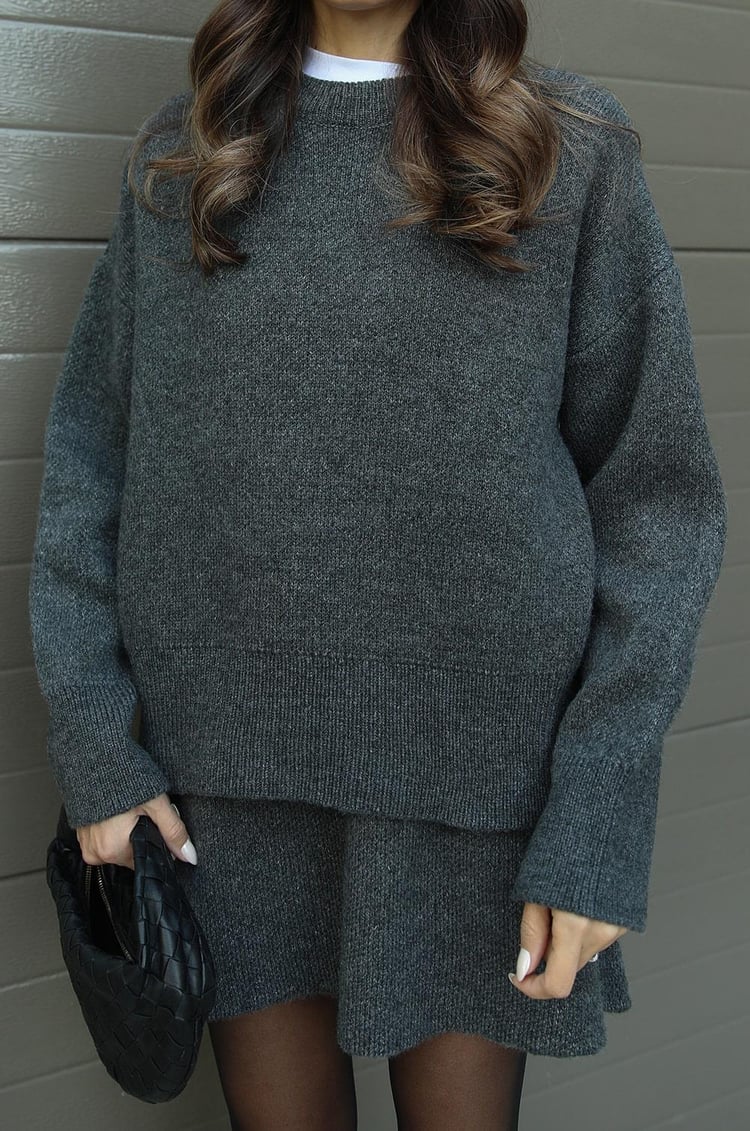 Isla – Elegantes Strickkleid mit Oversize Pullover Damen