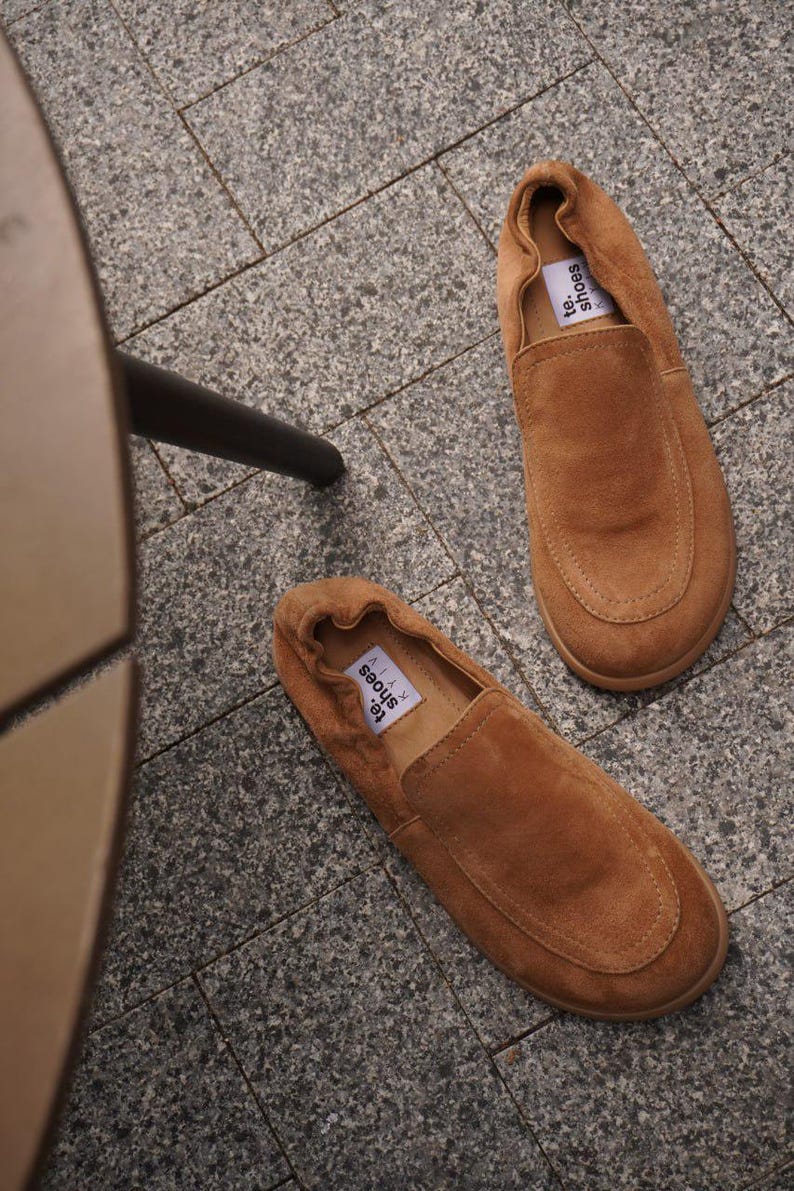 Loafer aus cognacfarbenem Wildleder