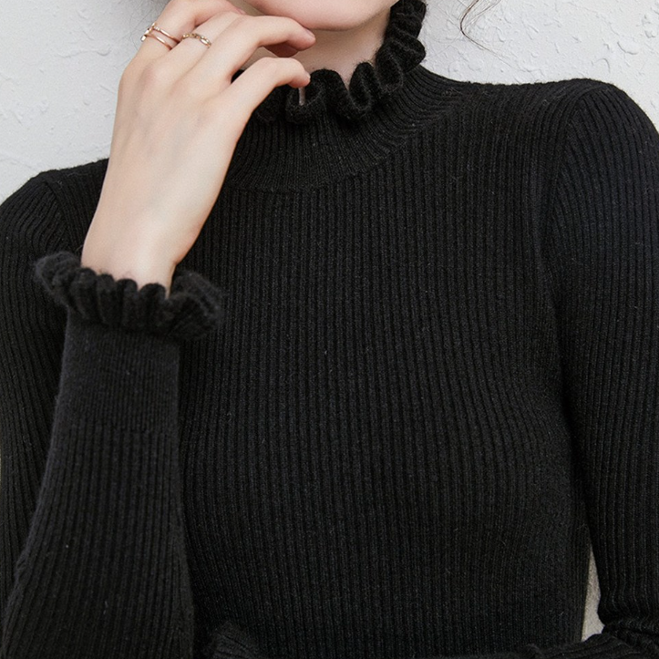 Sophia – Damen Strickpullover mit Rüschen Rollkragen