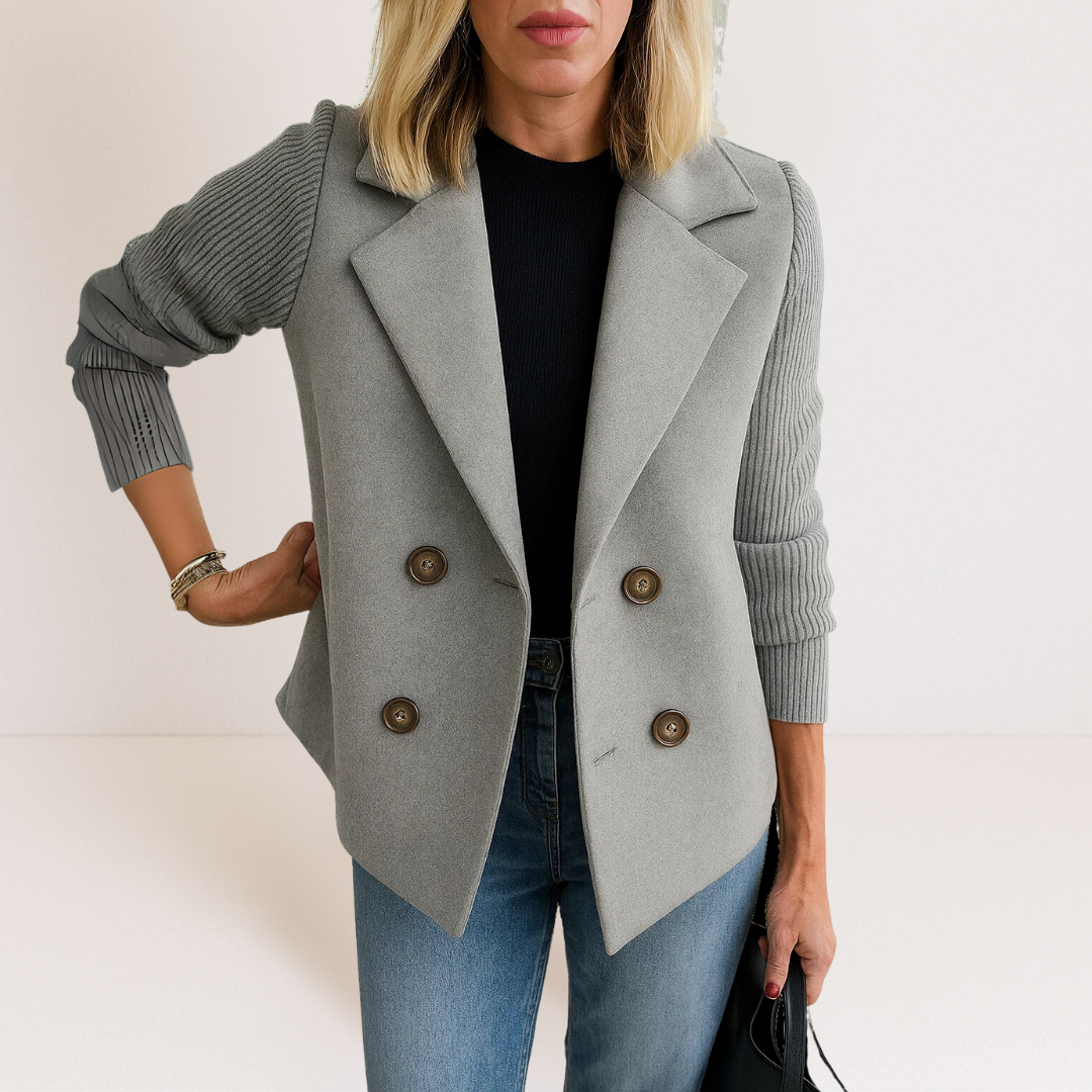Ewa – Strickblazer mit Knopfleiste