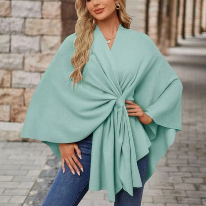 Klaudia – Elegantes Wickel-Poncho-Top