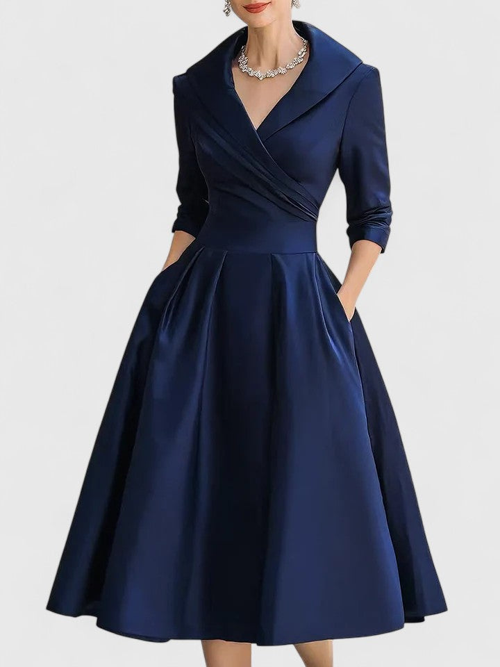 Ewelina – Elegantes Damen A-Linienkleid mit Wickelkragen