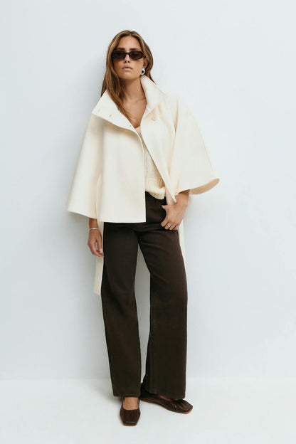 Clara – Moderner Cape Mantel Damen