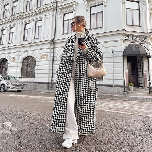 Sofia – Damen Mantel mit Hahnentritt-Muster Oversize