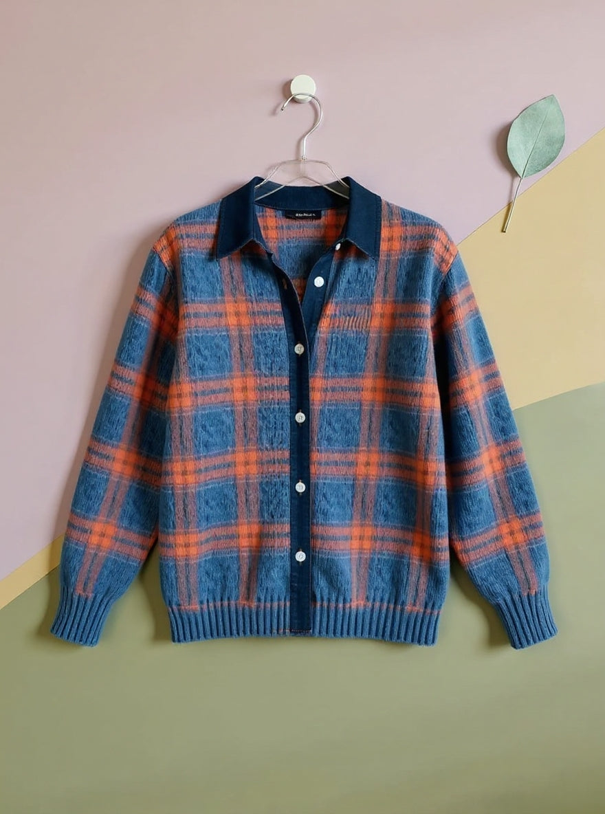 Chloe – Weich gefütterte Karodruck-Strickbluse für Damen im modernen Cozy-Look