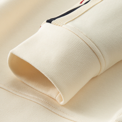 Noah – Sportlicher Herren Jogginganzug mit Streifendetail