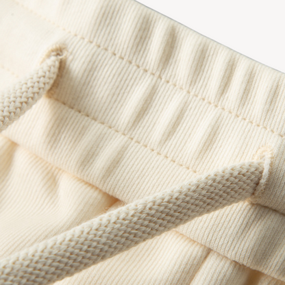 Noah – Sportlicher Herren Jogginganzug mit Streifendetail