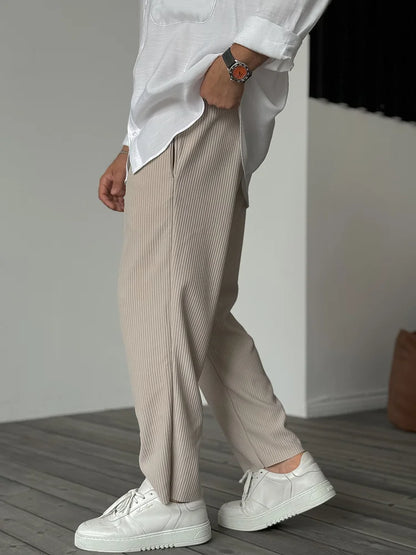 Leon – Plissee Freizeit Hose Herren