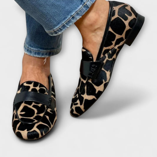 Claudia – Statement-Loafer mit Animal-Struktur