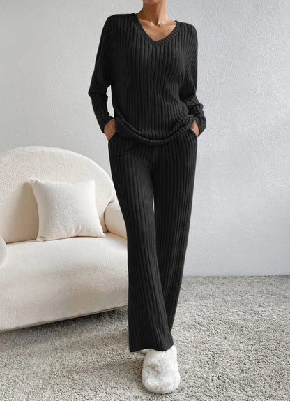 Noelia – Damen Strick-Set mit V-Ausschnitt Pullover und passender Hose