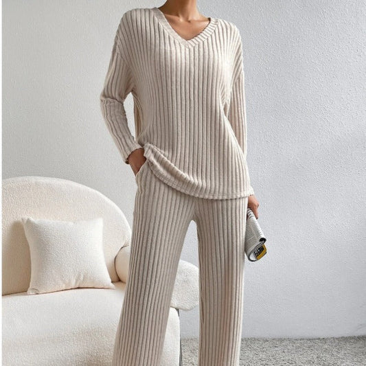 Noelia – Damen Strick-Set mit V-Ausschnitt Pullover und passender Hose
