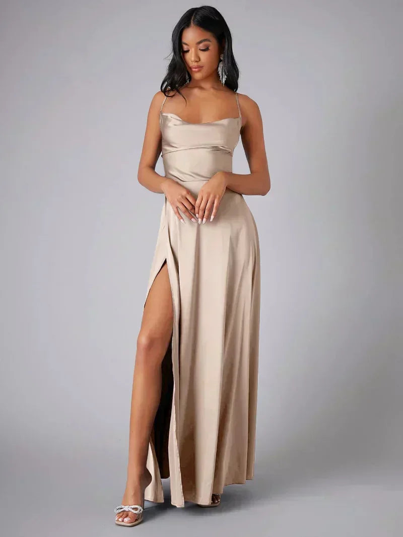 Valentina – Satin-Abendkleid Damen mit Schlitz und feinen Trägern