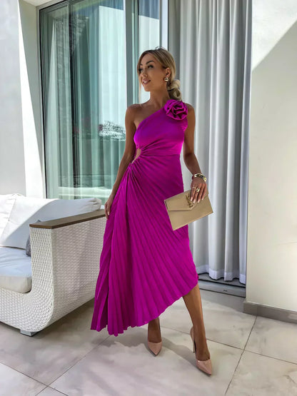 Sophia – One-Shoulder Damen Plisseekleid mit Blumendetail