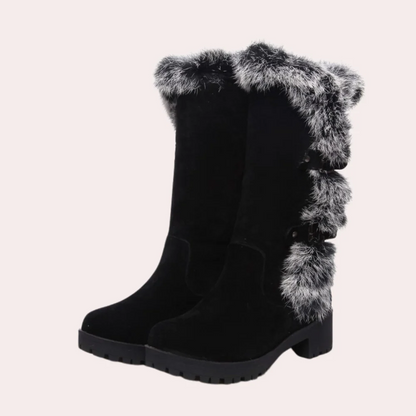 Lara - Damen Winterstiefel mit Fellbesatz und Absatz
