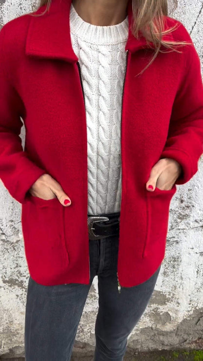 Lidia – Klassische Winterjacke im modernen Casual-Look für Damen