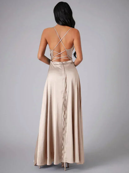 Valentina – Satin-Abendkleid Damen mit Schlitz und feinen Trägern